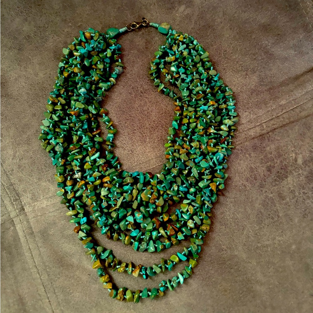 Multilayered Turquoise Beeded Necklace